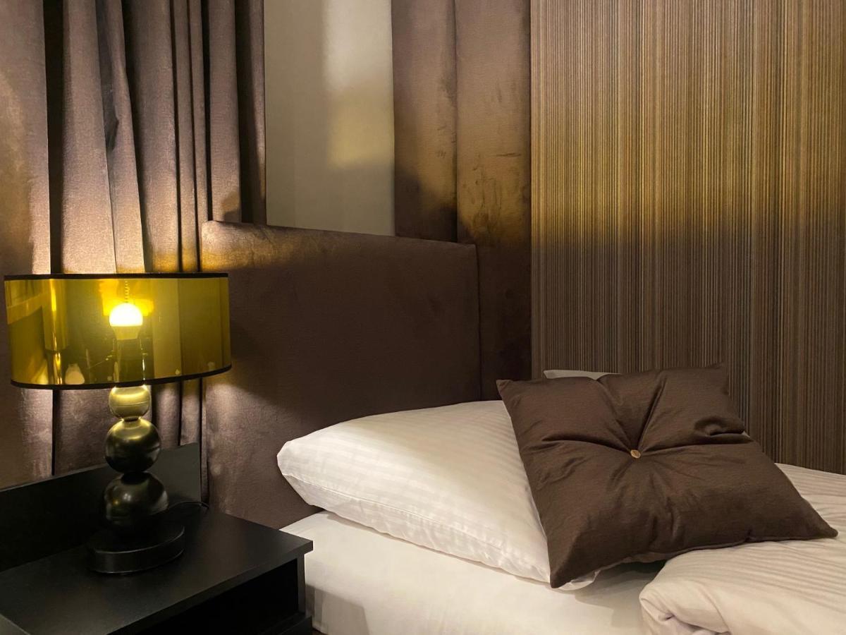 Family & Business Sauna Apartments Klonowa Nad Zalewem, Unikat Spa Келце Екстериор снимка