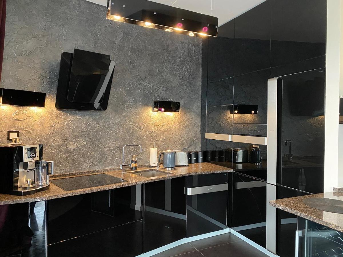 Family & Business Sauna Apartments Klonowa Nad Zalewem, Unikat Spa Келце Екстериор снимка
