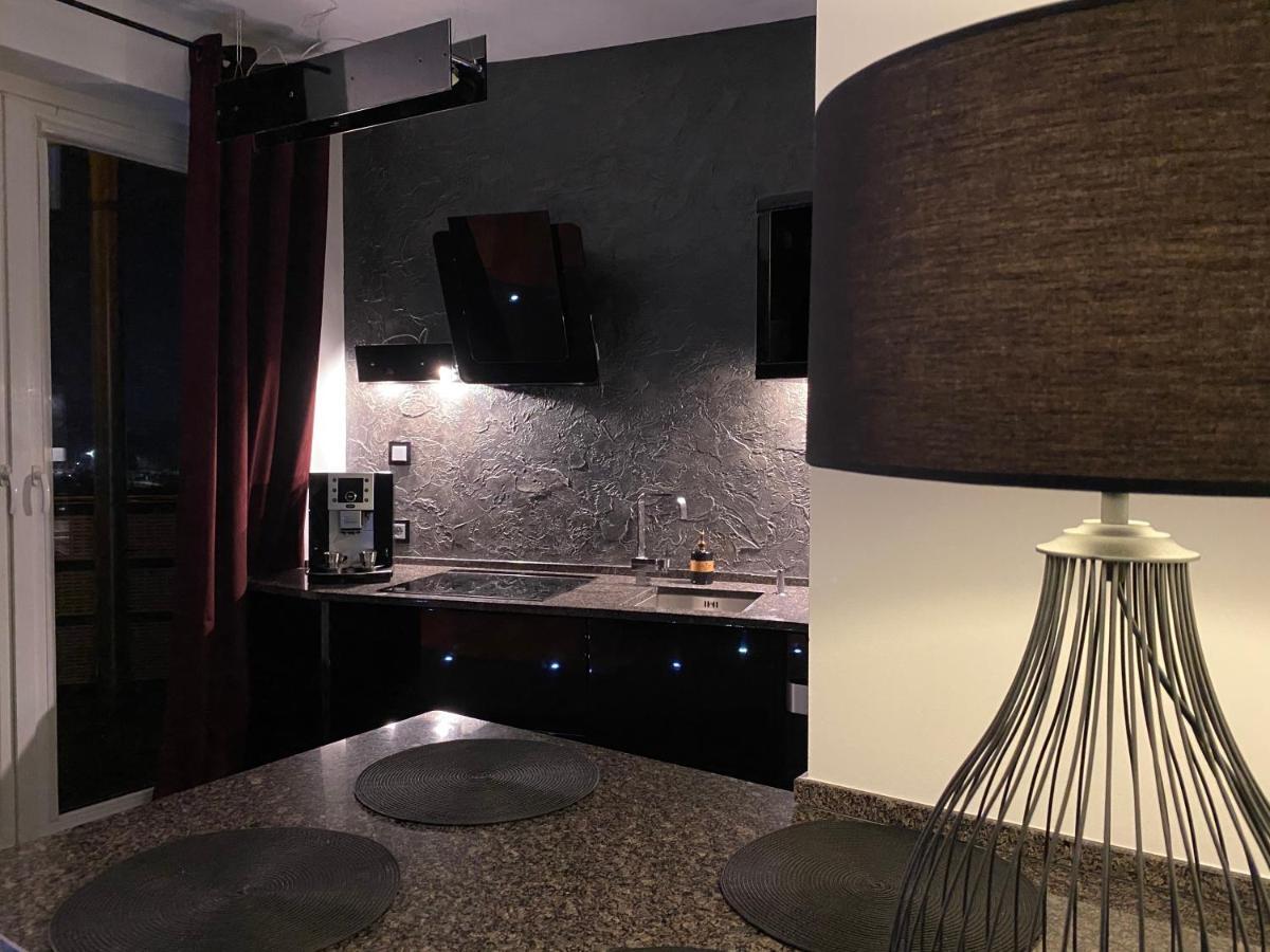 Family & Business Sauna Apartments Klonowa Nad Zalewem, Unikat Spa Келце Екстериор снимка